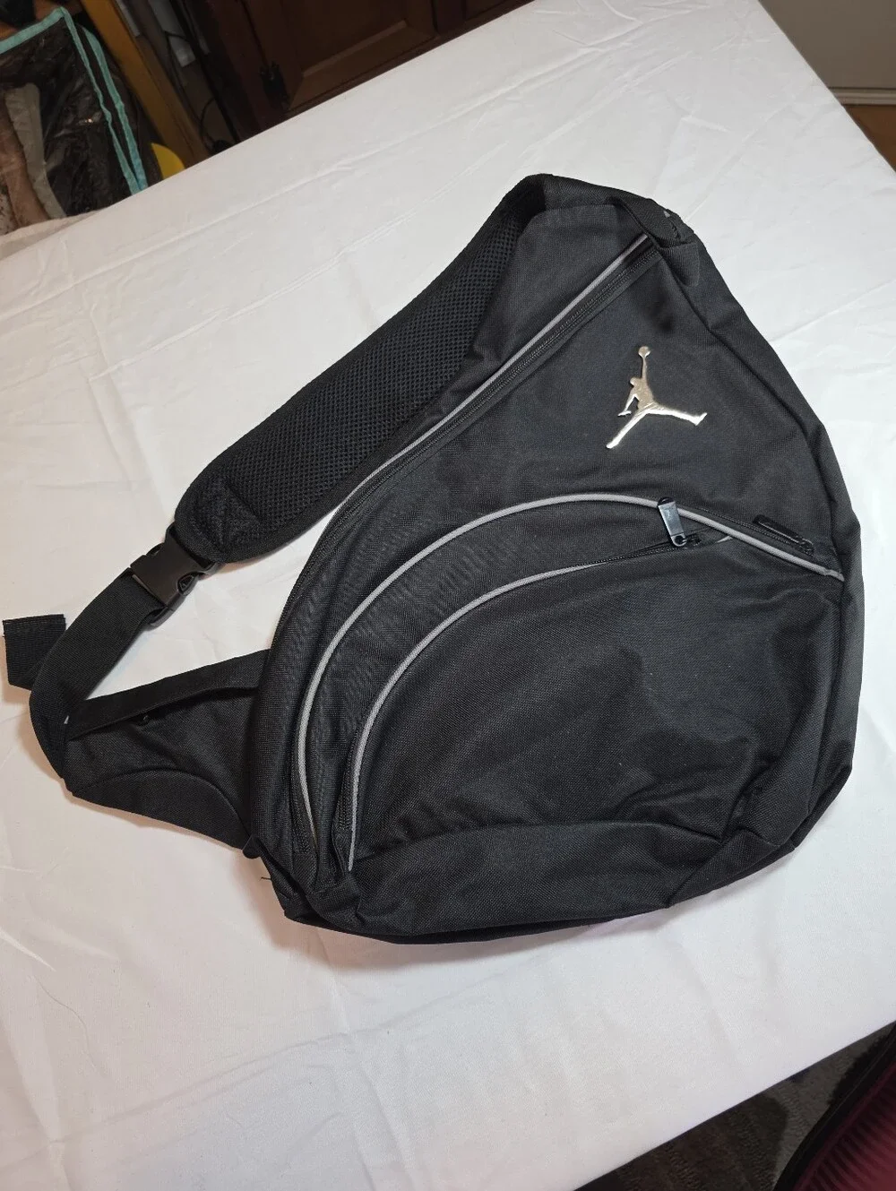 Nike Air Jordan Jumpman Sling Backpack Crossbody Bag Black Like New